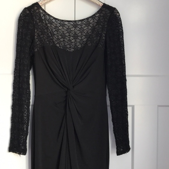MAGGY LONDON BLACK & LACE DRESS. - Picture 6 of 8